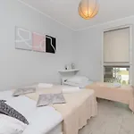 Turzycowa With Parking In By Renters Appartement